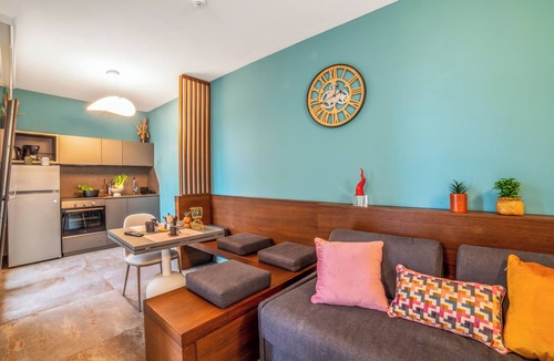 Scorrano Apartment | 3br Luxury Appt - Pool, Garden & Parking, Scorrano, Italy