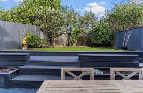 Glendowie House | 3BR Modern Elegance Near Beaches