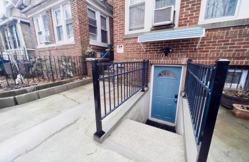 Queens Apartment | 3BR Private Apt near LGA, JFK, Manhattan, Northern Blvd