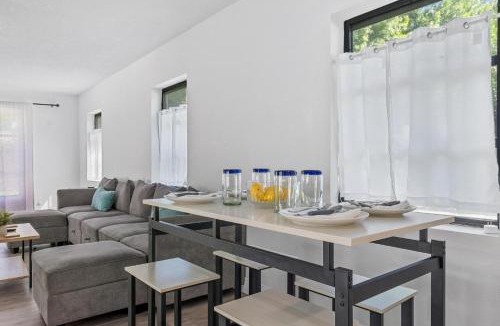 Cypress Gardens House | 3BR Private Pool LEGOLAND, Disney & Universal