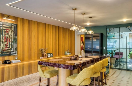 Hipodromo Apartment | 3BR Retro-Modern Luxury - Unique Condesa Retreat