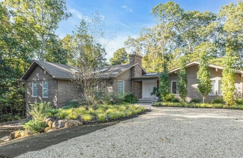 Hampton Bays House | 3BR secluded gem w/pool, minutes to beaches/marinas, walk to town & restaurants