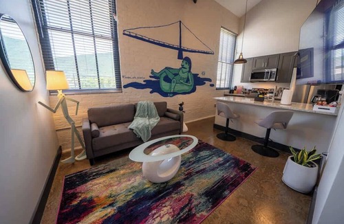 Buchanan Apartment | 3BR Suite, Modern, Brewery, i-81 Near Downtown