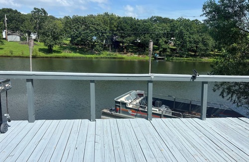 Evening Shade House | 3BR tenkiller area fish off the deck on private lake where fish are abundant