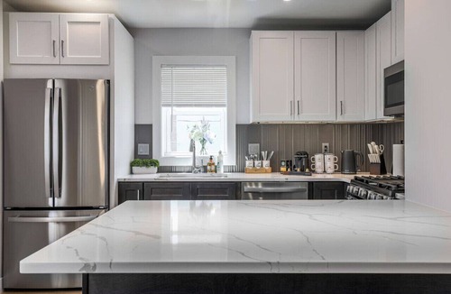 Ward Two Apartment | 3BR2Bth Parking, Cambridge/Boston, W/D, Subway,A/C