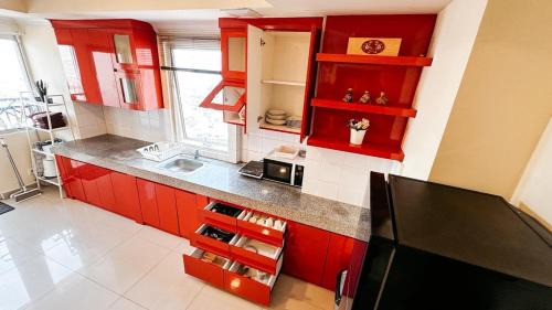 Bandung Kulon Apartment | 3BRplus Sudirman Suites Apartemen by Your Home