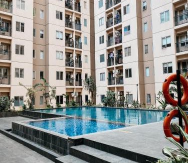 Bandung Kulon Apartment | 3BRplus Sudirman Suites Apartemen by Your Home