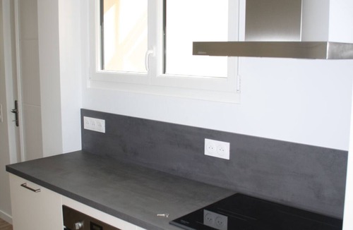 Universite Apartment | 3D visit available - Renovated house in the center of Caen with parking and garden