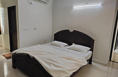 Thrissur Apartment | 3F AAPT GREENFIELD Spacious 3BHK Luxury Stay at Heart of Thrissur