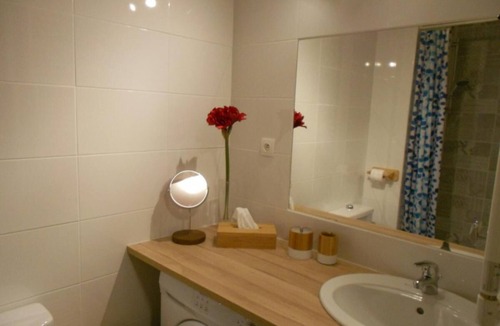 Brides-les-Bains Apartment | 3rd floor, balcony, tv, ski locker, 28m², Brides Les Bains