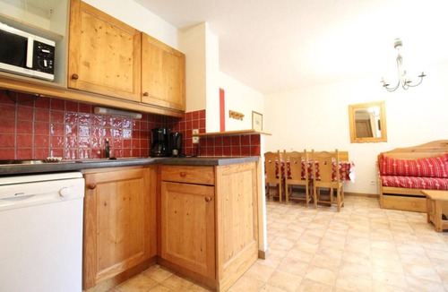 Val Cenis Apartment | 3rd floor, balcony, tv, ski locker, 40m², Val Cenis