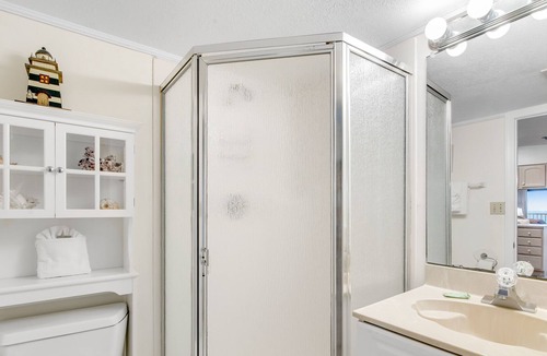 Navarre Beach Condo | 3rd-floor Gulf-front Condo with included seasonal beach service & pool