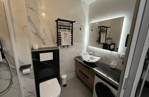 Brides-les-Bains Apartment | 3rd floor, view mountain, balcony, tv, ski locker, 28m², Brides Les Bains