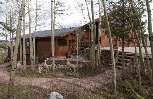 Dillon House | 4,366 sq ft Beautiful 6 Bedroom Home Next to Lake Dillon and the Best Skiing