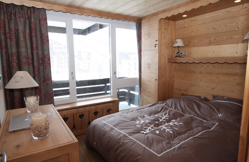 Val Claret Apartment | 4 * apt at the foot of the slopes (2150m), 2 balconies, 2 TVs, bedroom and bathroom speakers
