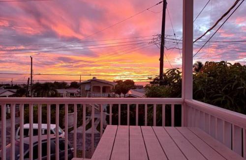 Husbands Apartment | 4 Baths, Special Offer! Groups, Family-12 mins to Holetown