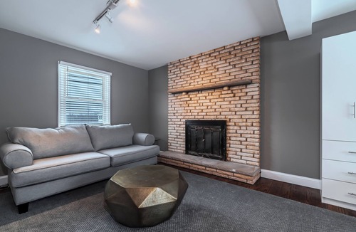 New Windsor House | 4 Bd Paradise Gorgeous Design Close to All!