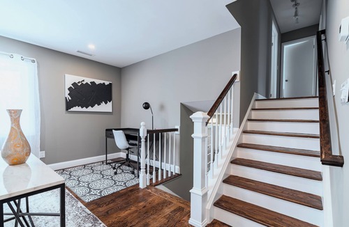 New Windsor House | 4 Bd Paradise Gorgeous Design Close to All!