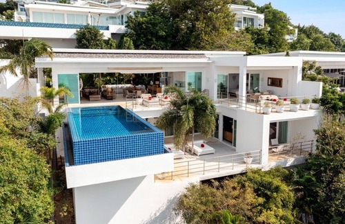Bophut Villa | 4-Bdr Bay-View Designer Duplex Villa