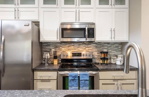 Fountain Square House | 4 Bed 4 Bath Home in Indianapolis