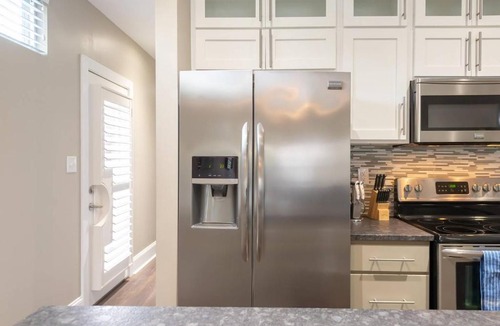Fountain Square House | 4 Bed 4 Bath Home in Indianapolis