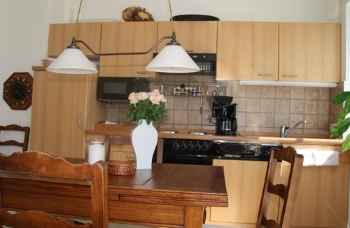 Pronsfeld Apartment | 4-bed apartment (Im Dorfblick) - Landhaus Im Mühlengrund, vacation apartments