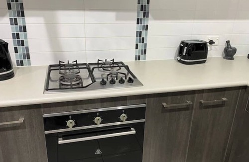 Augustine Heights House | 4 Bed House ,Master with ensuite A/C and King bed