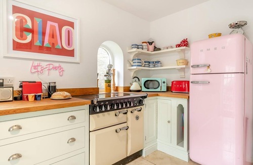 Aldsworth Cottage | 4 Bed in Aldsworth (oc-t34239)