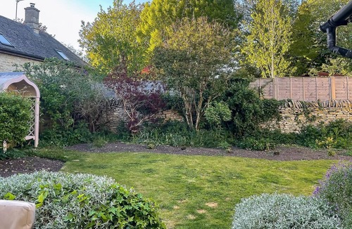 Aldsworth Cottage | 4 Bed in Aldsworth (oc-t34239)