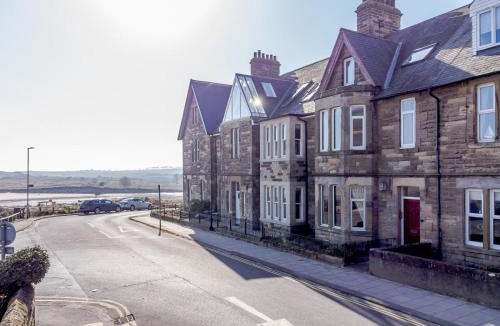 Alnmouth House | 4 Bed in Alnwick oc-cn155