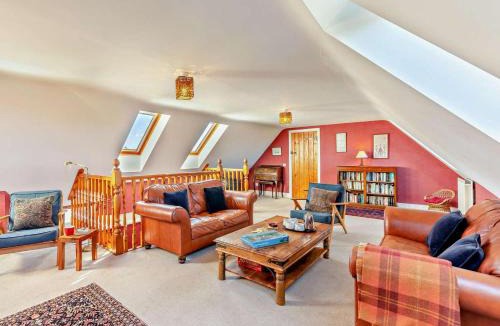 Chathill House | 4 Bed in Chathill oc-93702