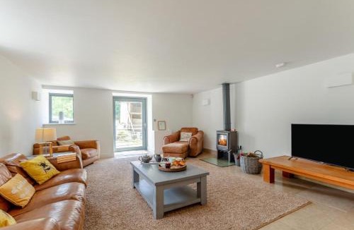 Heligan House | 4 Bed in Drewsteignton oc-bc2408