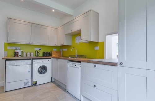 Isle of Purbeck Cottage | 4 Bed in Harmans Cross (oc-wy278)