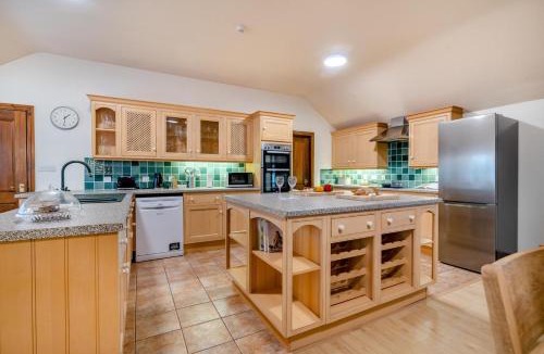Nether Stowey House | 4 Bed in Nether Stowey oc-c30195
