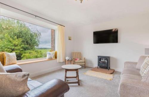 Penrith House | 4 Bed in Penrith oc-sz606