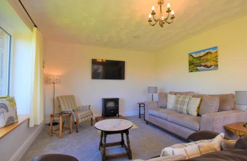 Penrith House | 4 Bed in Penrith oc-sz606