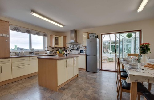 Scalby Cottage | 4 Bed in Suffield (oc-sa013)