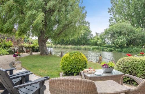 Wareham House | 4 Bed in Wareham oc-r30563