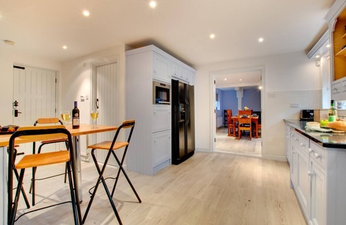 Waren Mill Cottage | 4 Bed in Waren Mill (oc-24339)