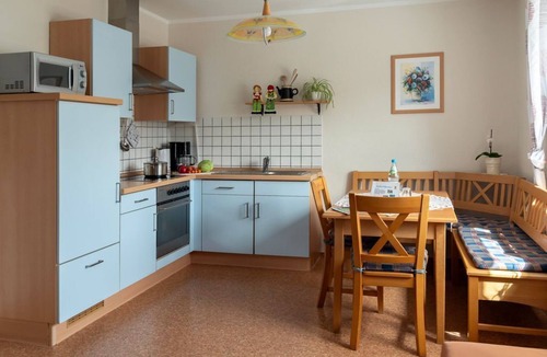 Loogh Apartment | 4-bed vacation apartment Igelheim - Ferienhof An der Lay