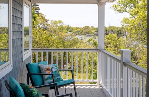 Center Moriches House | 4 Bed Waterfront house w/private dock on the Moriches Bay. Sleeps 8 comfortably.