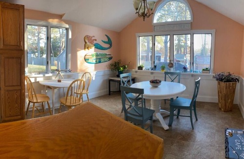 Dennis Port House | 4 Bed with access to Swan Pond-across the street. Kayaking & Paddleboading!