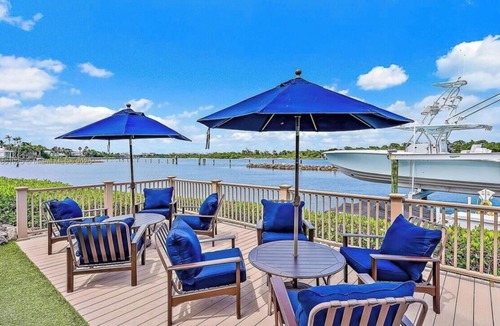 Survey Creek House | 4-bedroom 3 bathroom room house with AC with Private Pool in great Pompano Beach