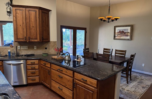 Tortolita House | 4 bedroom/4 bath custom home on 5 acres, perfect for family reunion/golf outings