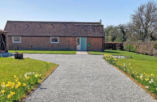 Willesborough Cottage | 4 bedroom accommodation in Brabourne, near Ashford