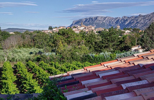 Pourrieres House | 4 bedroom accommodation in Pourrières