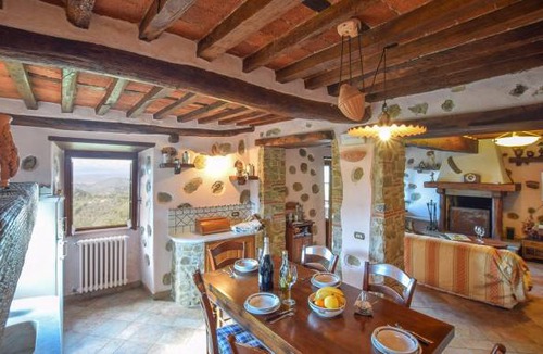 Pedona House | 4 bedroom accommodation in Camaiore