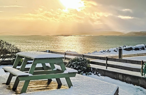 Aisgernis Cottage | 4 bedroom accommodation in East Kilbride, near Lochboisdale, South Uist