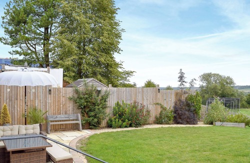 Middle Aston Cottage | 4 bedroom accommodation in Middle Aston, near Bicester