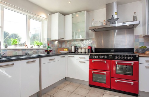 Westward Ho Cottage | 4 bedroom accommodation in Northam, near Westward Ho!